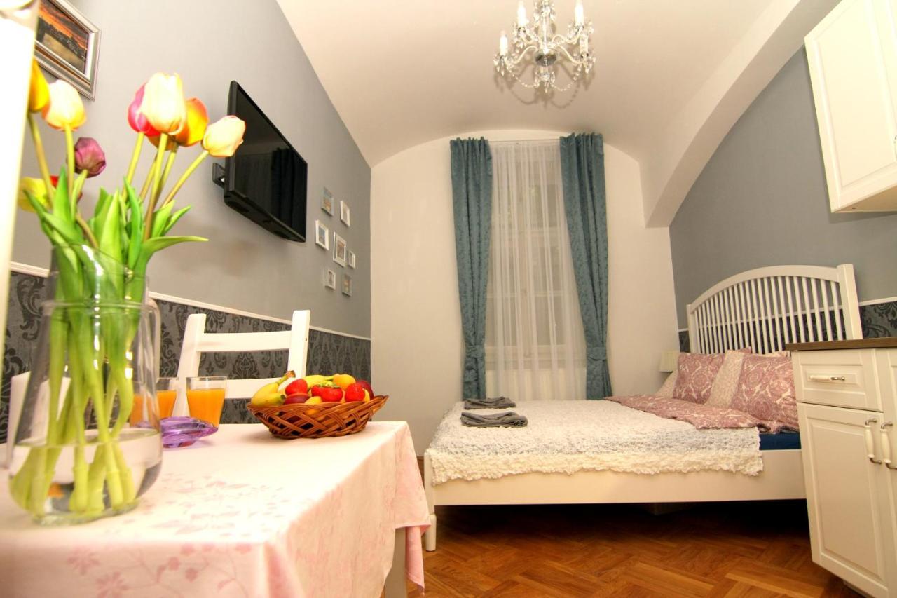 Apartament Allstar Vinohrady Ateliers Praga Zewnętrze zdjęcie